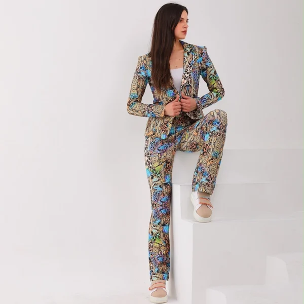 Blazer en broek slangenprint